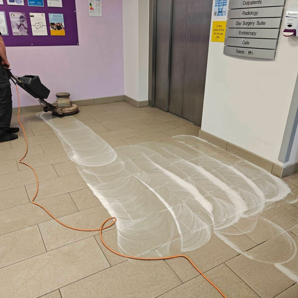 Restauração de piso porcelanato
